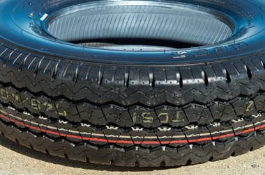 598-bridgestone-r623-p1.jpg