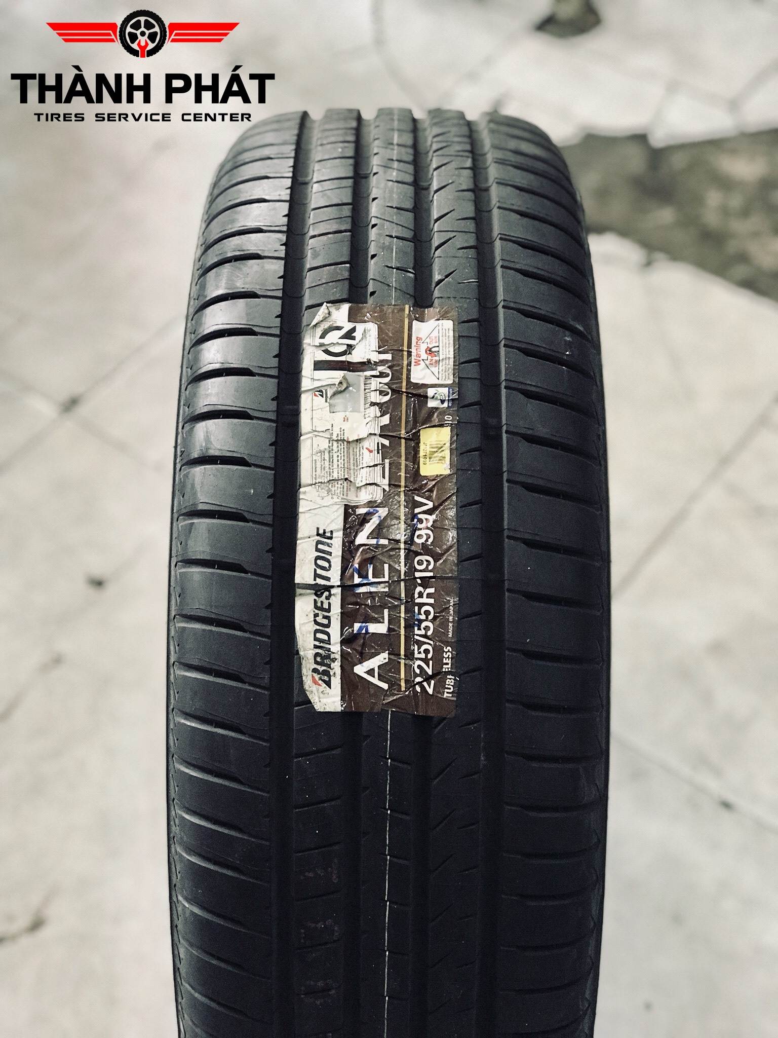 Vỏ xe Cao cấp Bridgestone Alenza 001 dành cho Mazda CX5