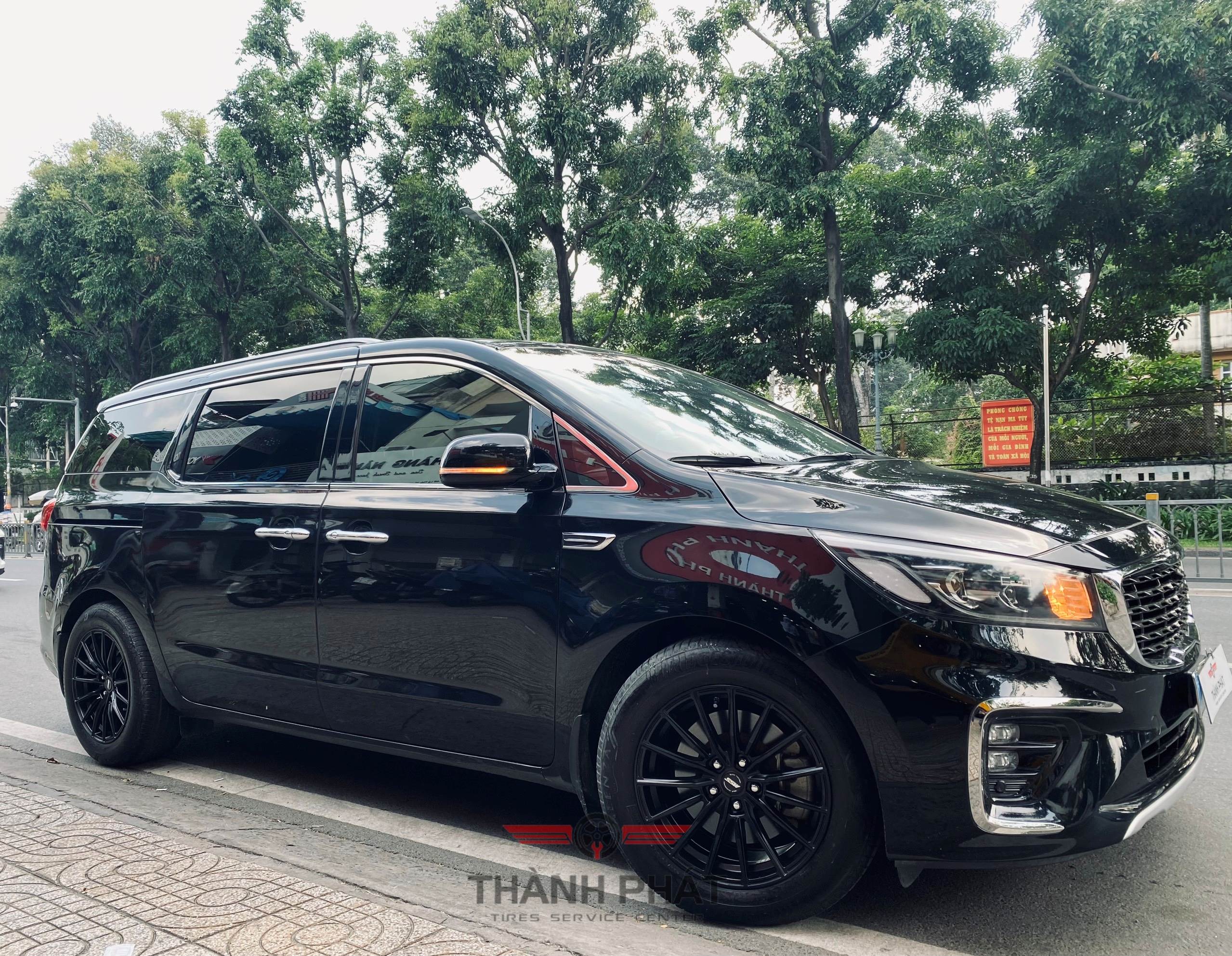 KIA SEDONA | Một sự kết hợp HOÀN HẢO giữa Mâm SSW và Lốp ALENZA Nhật | S393 R18 5x114.3 | 0904545472