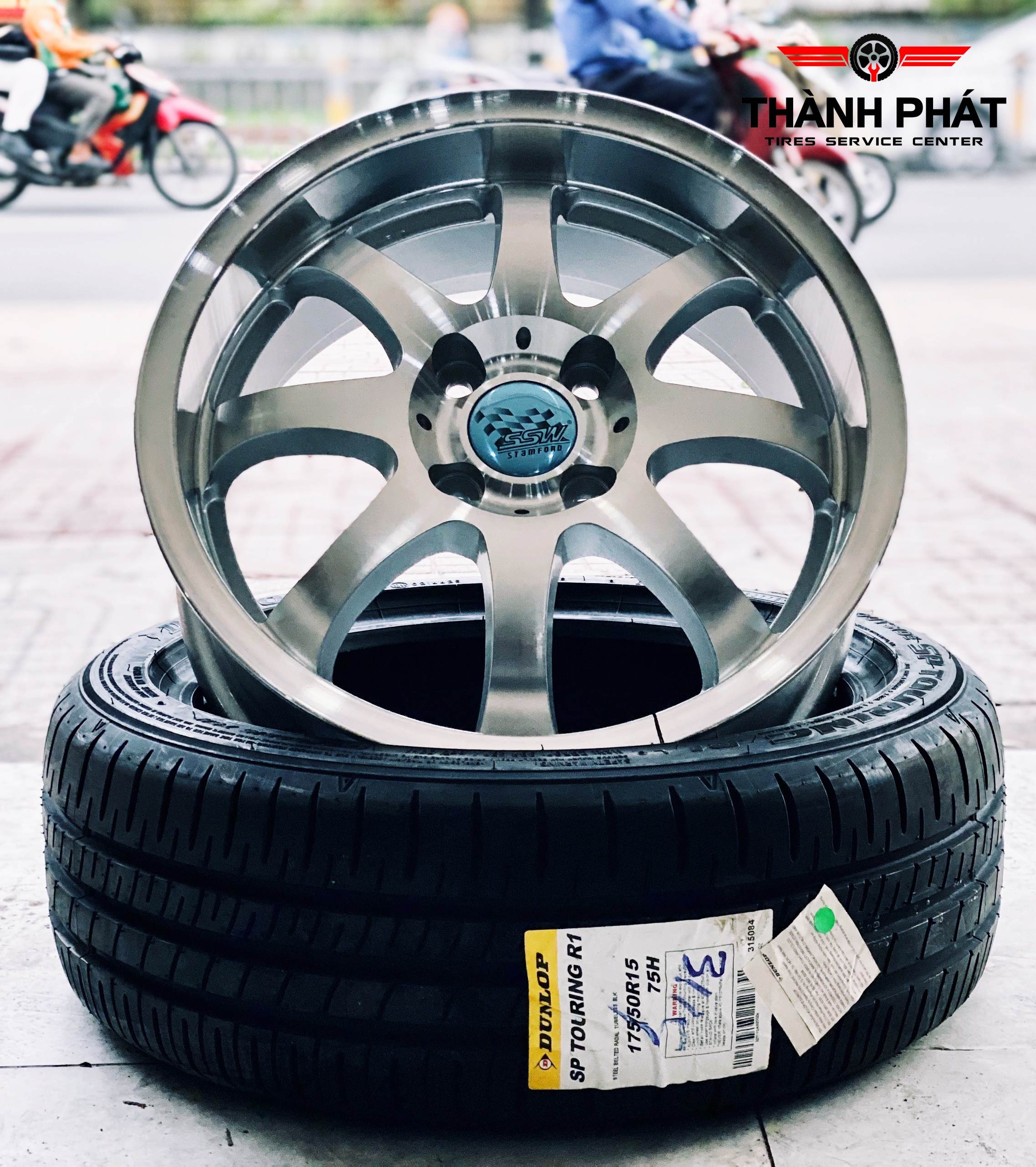 Khách chịu chơi, sắm ngay dàn combo mâm + lốp #SSW #Dunlop chính hãng từ Thái Lan tân trang cho xế iu của mình