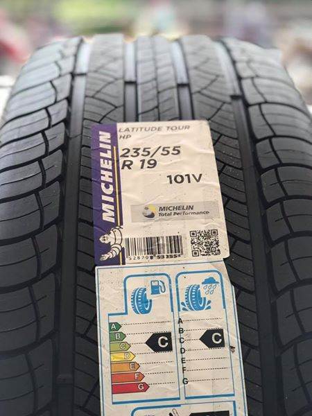 Lốp xe 235/55R19 Michelin Lattitude Tour HP