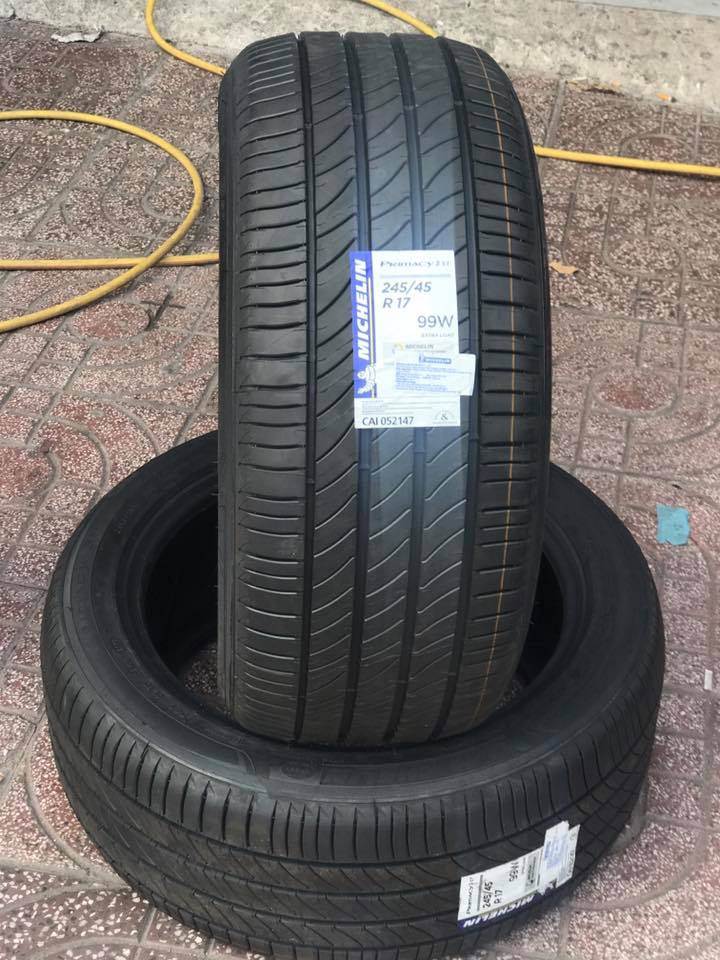 Lốp xe 245/45R17 Michelin Primacy 3ST của Mer E250