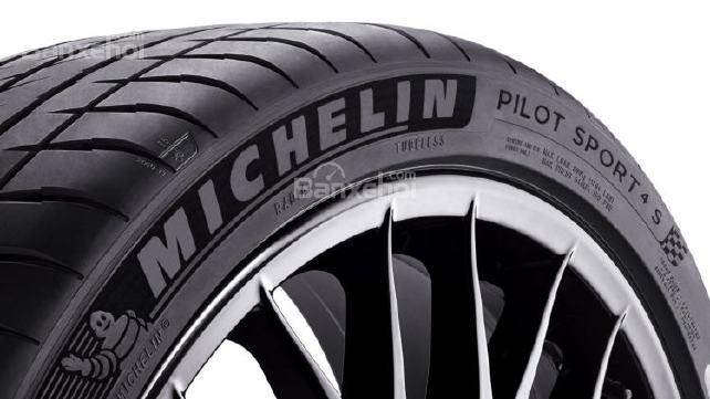 Michelin phát triển lốp xe có thể di chuyển với vận tốc gần 500 km/h