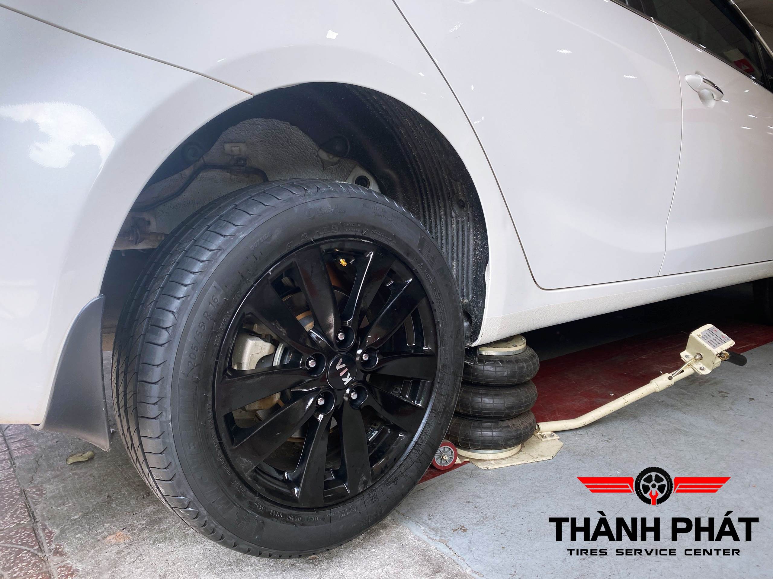 Michelin dòng sản phẩm được biết đến với êm ái ưu việt dành cho các dòng xe gia đình